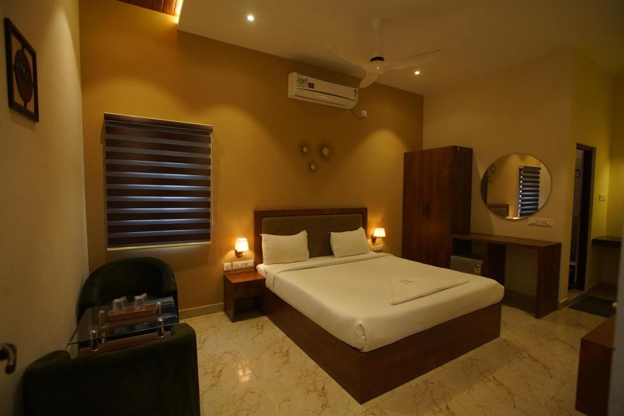 Hotel Psy Mettuppalaiyam  Bagian luar foto