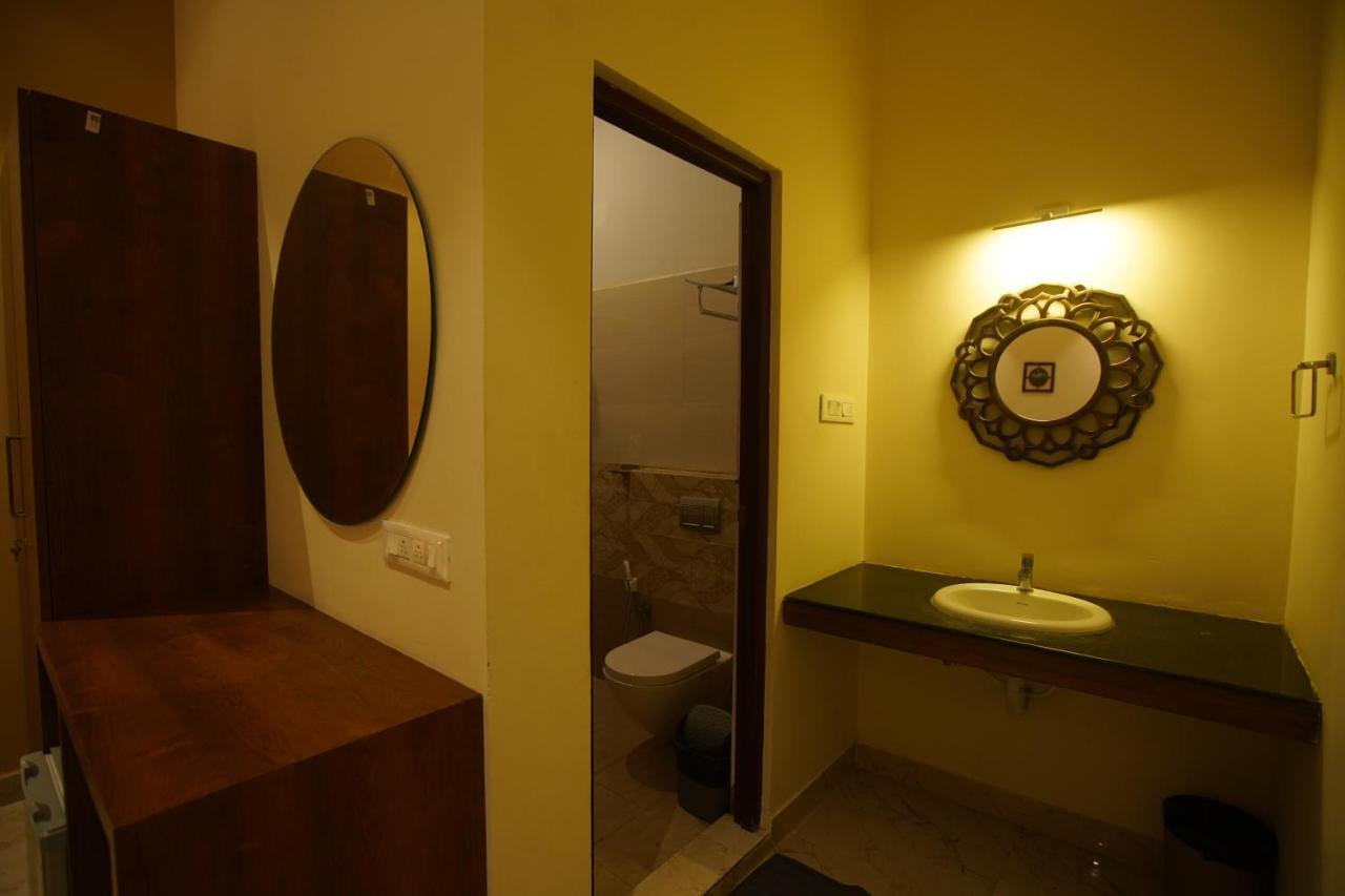 Hotel Psy Mettuppalaiyam  Bagian luar foto